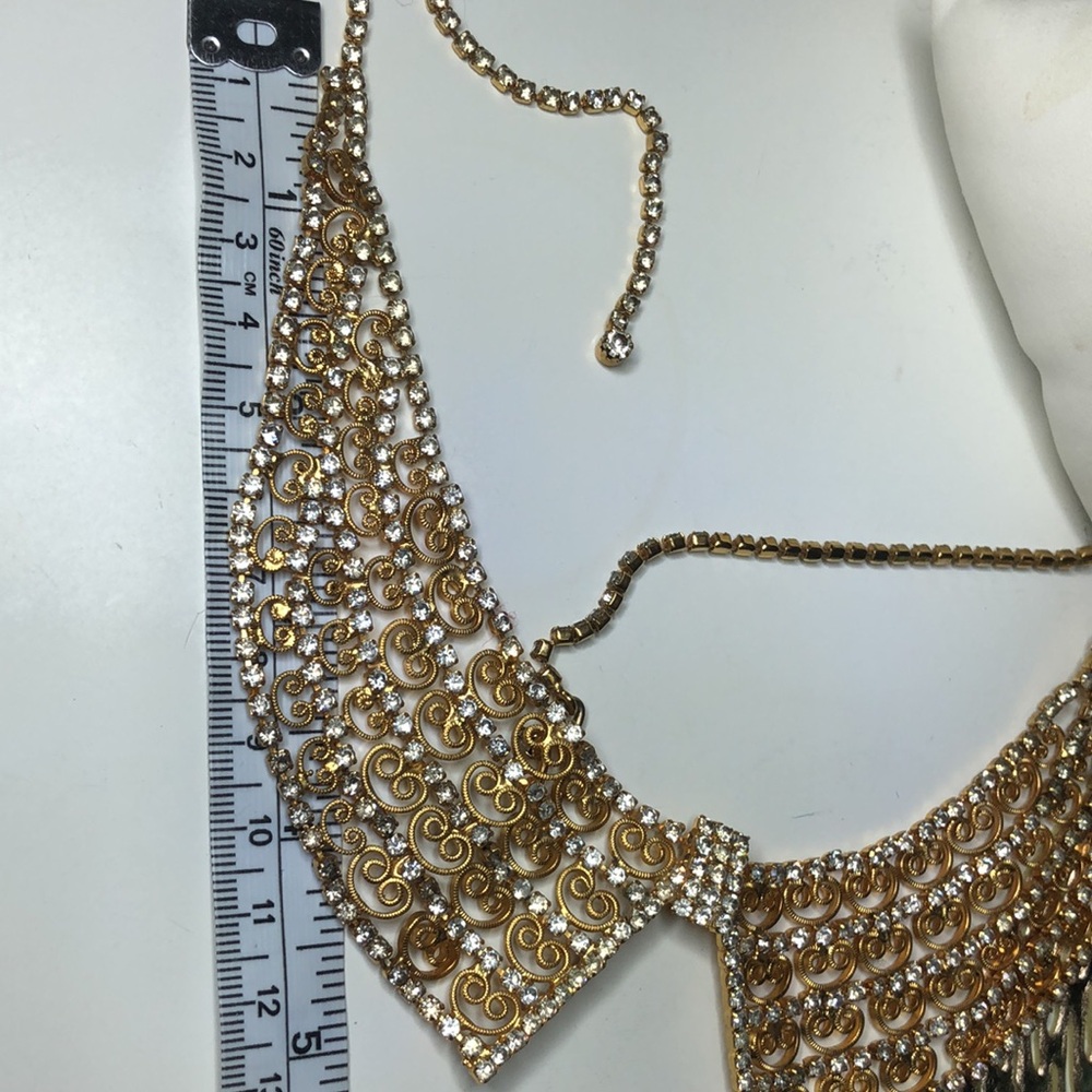 VTG Gold tone collar sparkle necklace includes earrings - Picture 16 of 16